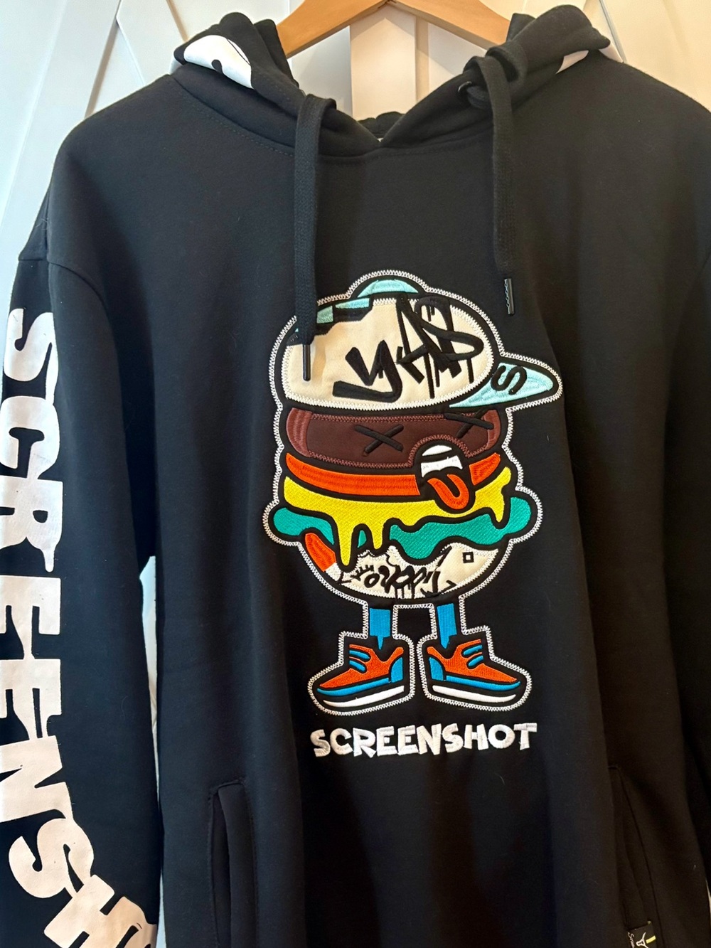 Screenshot graphic hoodie size large